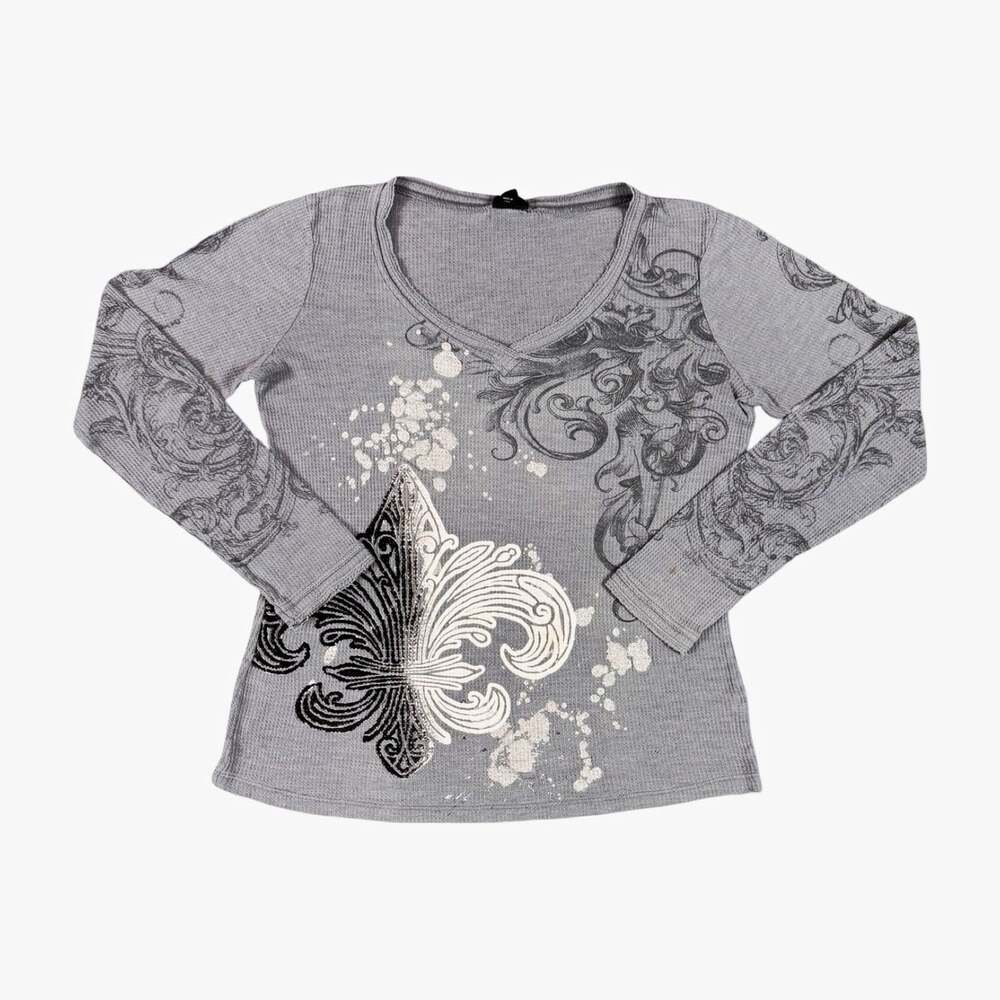 Vanity Gray Knit V-Neck Long Sleeve Graphic Print Bedazzle T-Shirt Women’s XL